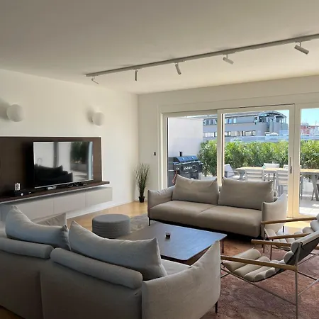 דירה Luxury Penthouse Apartment In The City Centre *